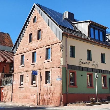 Wirtshaus & Hotel Zur Alten Brauerei Zapf Uettingen 外观 照片